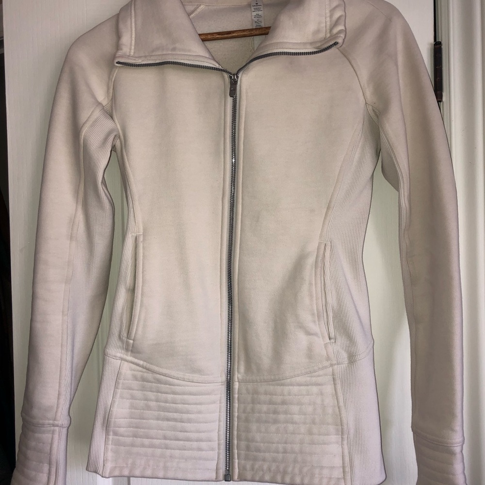Lululemon sweater